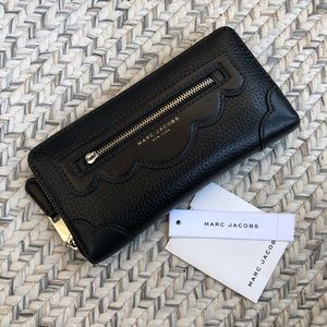 Marc Jacobs Leather Continental Wallet